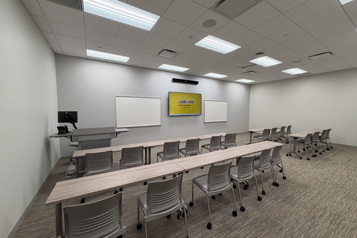 Manhattan Center, Room 204