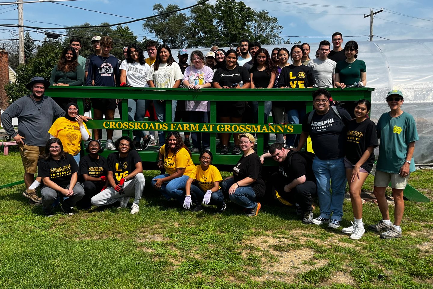 FCAP students at Crossroad Farms. Crossroad Farms is one of the closest organic farms to New York City. Our students assisted with harvesting crops, seeds, and weeding.