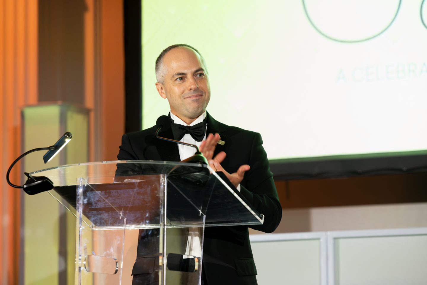 Thomas A. Kline, EdD, vice president of advancement and external relations, leads the evening’s program at the 26th Annual Adelphi University Gala.