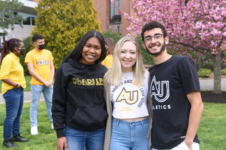 Adelphi students hanging out outdoors together