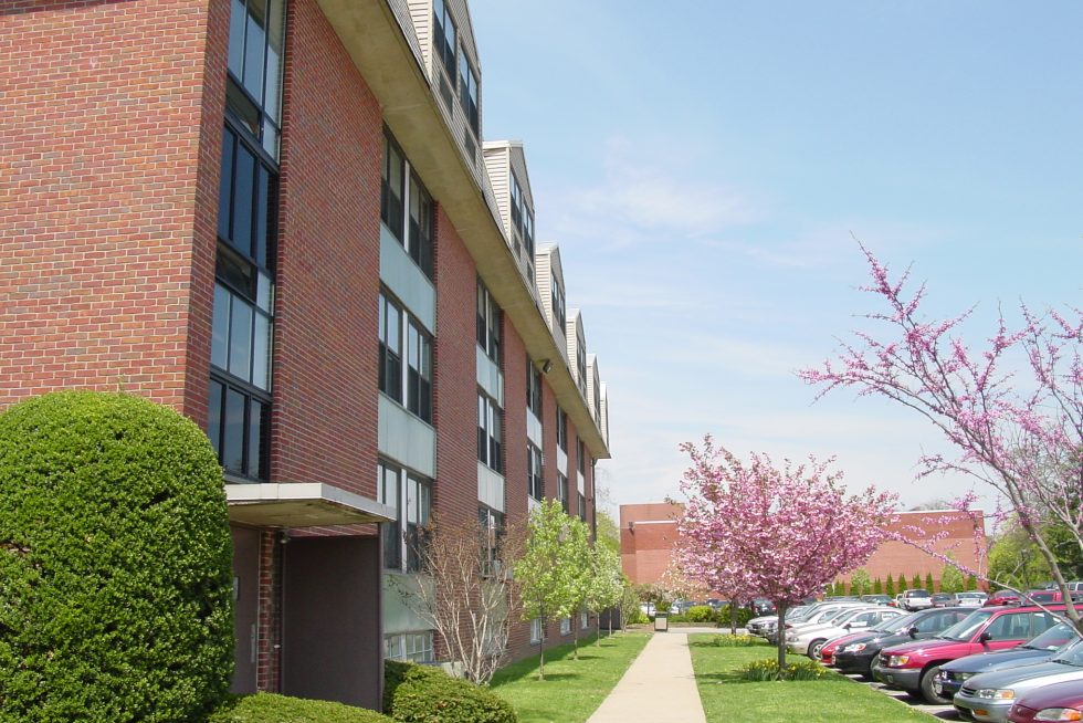 OnCampus Living Adelphi University Residence Halls