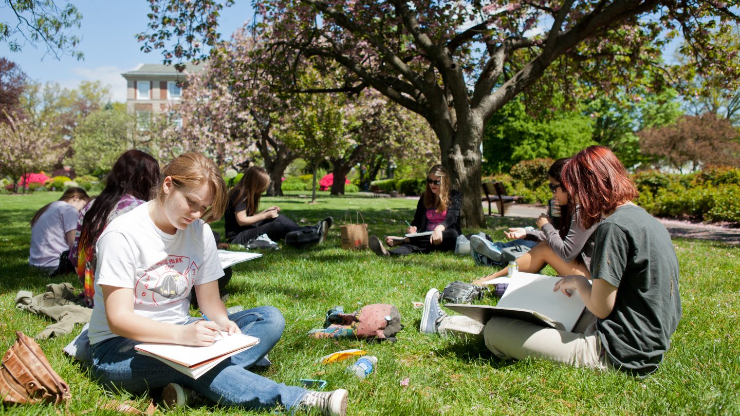 Adelphi Students in a Drawing Class