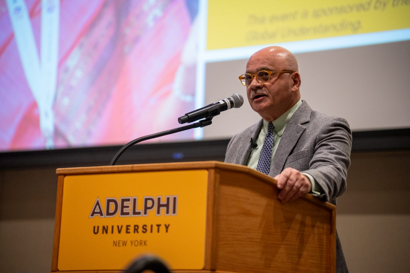 Bharat Bhisé, MBA ’78, a member of Adelphi’s Million Dollar Roundtable and founder of the Bhisé Center for Global Understanding, speaking at the Conference.