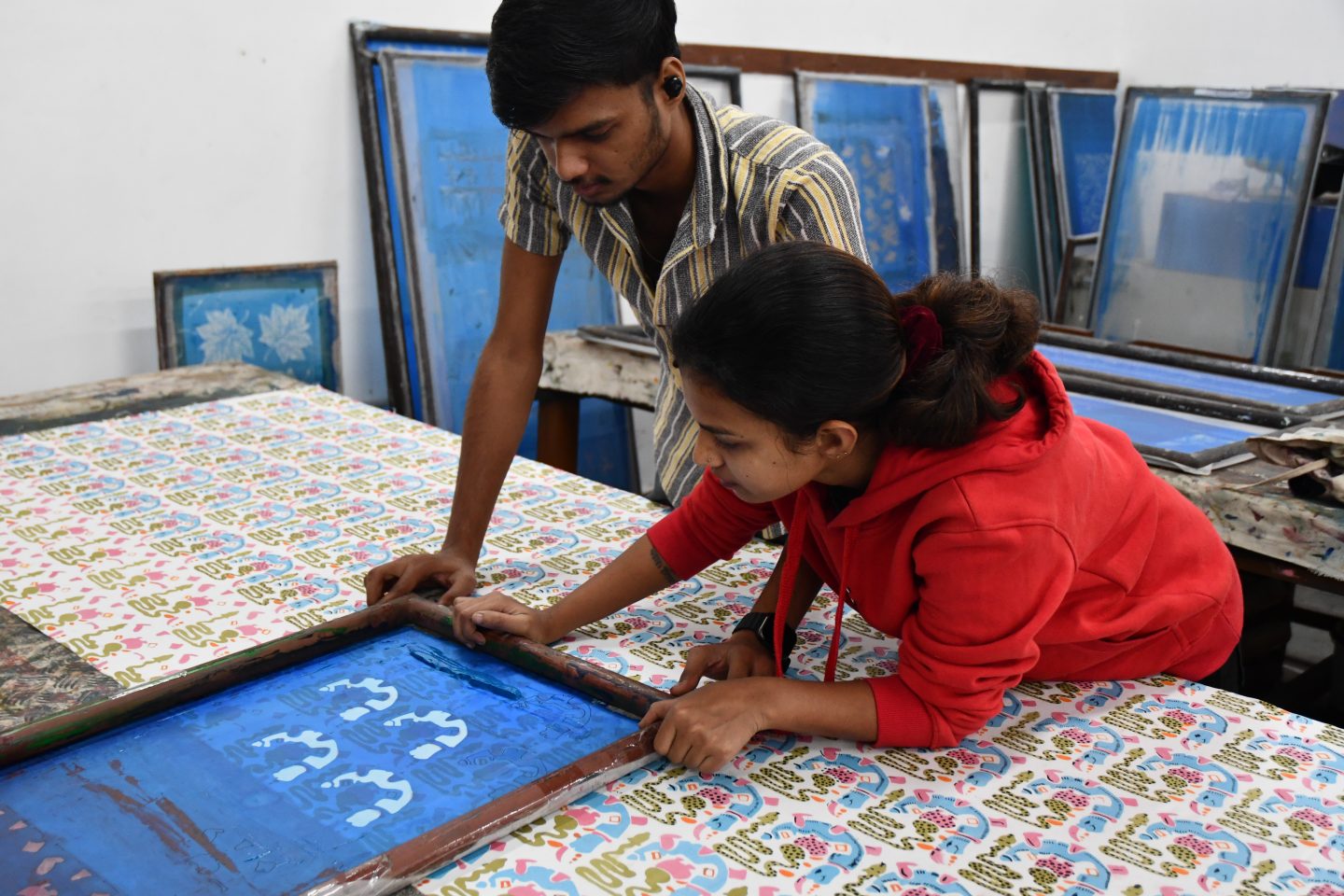 Hands-on cultural experiences, like learning traditional Indian block printing, help students deepen their understanding of local history, artistry, and everyday life.
