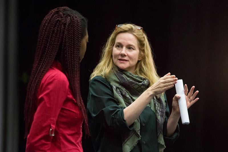 Actress Laura Linney with an Adelphi student.