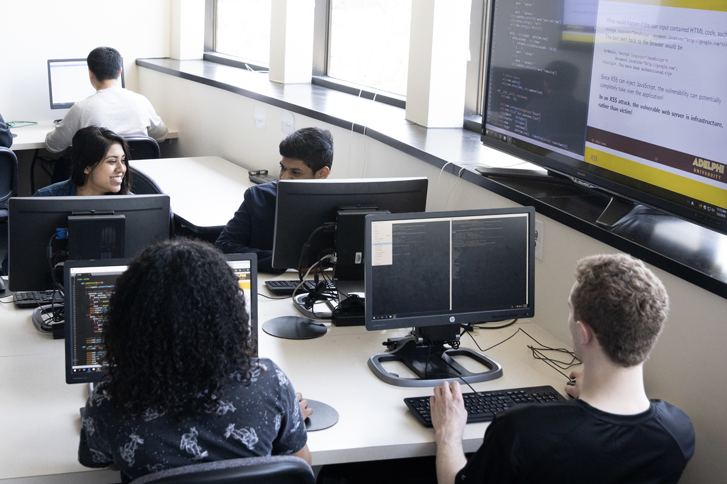 A Computer Class That's Creating Virtual Spaces Physically Accessible ...