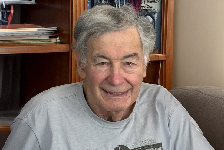 close-up, casual headshot of Adelphi alumnus