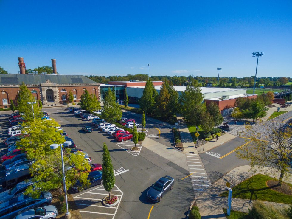 Parking lot, garden city