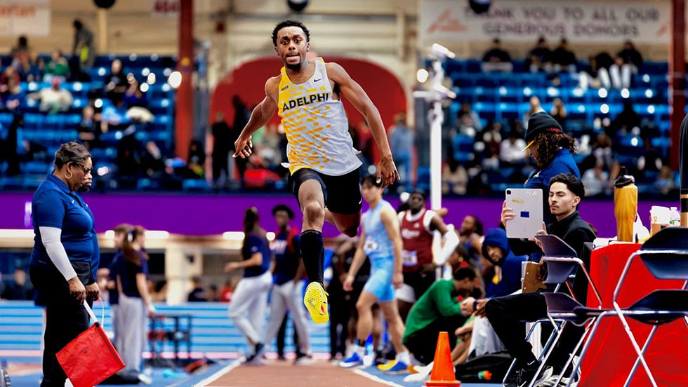 Jabari Holder Earns Selection to NCAA Indoor Track & Field Championships